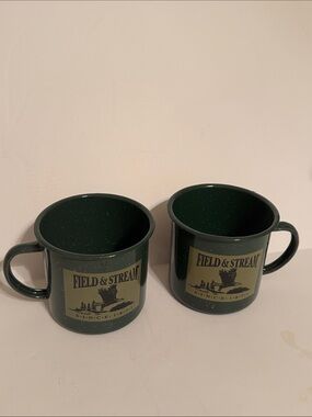 Field & Stream Forest Green Enamel Camping Mugs - Pair